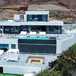 Villa Infinity