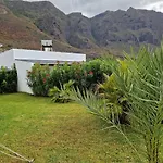 Las Pardelas, Ferienhaus Mit Meer-, Kuesten- Und Bergblick Im Gruenen Norden Teneriffas