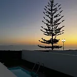 Marina Suites 7