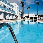 Apartment Bellisima 200M From The Ocean With Pool, Wifi Sat-Tv