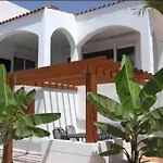 Gezellige Villa Met Prachtig Zicht En Zwembad