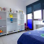 Casa De Sola: 3 Hab En Sta. Cruz