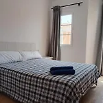 Duplex Con Piscina Climatizada.