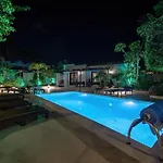 Casa De La Luna
