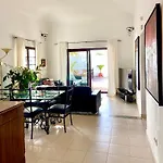 La Mar Poolvilla