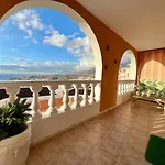 Villa Ross