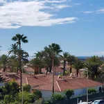 Las Camelias Apartments V19