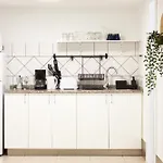 Two Bedrooms Apartment Close To Airport