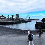 Centrico Apartamento Con Vista Al Muelle