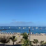 Central & Modern Apartment In Playa Las Vistas