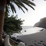 Playa Chica Beachfront Apartment