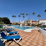 Mango La Caleta Hideaway