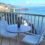 Cosy Ocean View Studio 2