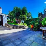 El Nogal Casa Rural Con Piscina Y Jardines