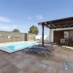 Villa Mundaka By Villitas
