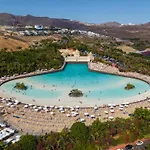 Las Americas Best-Suite -Ampio Appartamento Con Vista, Giardino E Piscina