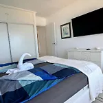 New Holiday Apartment Right On The Beach