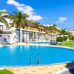 4X Bedrooms Poolside Apartment In Amarilla Golf