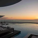 Karat Villa Presidencial