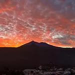 Apto Increible, Acogedor, Luminoso De Ambiente Muy Relajante Con Excelentes Vistas Y Servicios/ Amazing Apt With Sunset Lovely Views