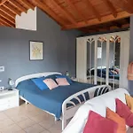 Lightbooking Claudia Hermigua La Gomera