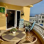 Relax And Enjoy With A View Of El Teide And Sea