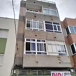 Charming 2 Rooms Apartment, 3 Beds-10 Min Walk To Las Canteras Beach
