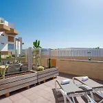 Medano4You Surfers Paradise Beachfront Home