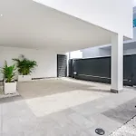 Villa Mocan - Casangular By Upper