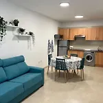Apartamento Luminoso Con Diseno La Ola Azul