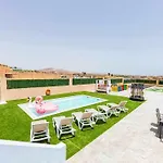 Villa Mini Golf