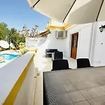 Windsor Park Spacious Apartment In Costa Adeje