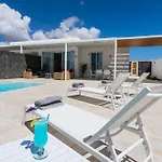 Villa Paraiso De Jil - Stunning Brand New 3 Bed !