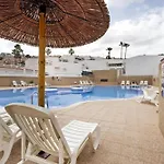 Child-Friendly, 3-Bedroom Apartment With Garden Near The Aqualand