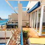 Mira Sunshine Suite