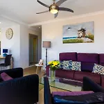 Ocean Panorama - 3 Ac Bedrooms, Private Garage, New Pool, 2 Bathrooms, Tv Channels