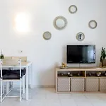 Port Royale 291, Spacious Studio, Heated Pool