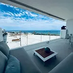 New Luxury Apartment First Line Sea View
