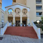 Castle Harbour 3