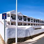 Casa Emilia-Close To Amenities And The Beach