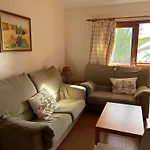 Prime Beachfront Location, Free Parking, Steps To The Sand