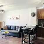 Paulmarie Apartment In Colina Blanca