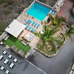 Bernegal Moneyba Hot Tub Climatizado Piscina Y Jardin