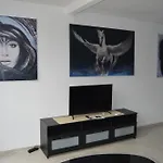Apartment Mit Schoener Aussicht