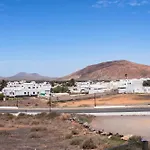 Casa Daniela Lanzarote Piscina Climatizada, Barbacoa Y Wifi Free