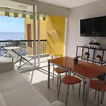 2 Apartments 50M From The Las Americas Promenade