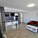 Holiday House And Spa Lanzarote