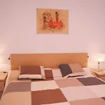 Aida 111 - Apartamento Con Vistas Al Jardin Y Cerca Del Mar