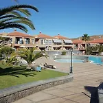 Ferienwohnung Mit Balkon, Pool Und Spielplatz
