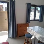Mono Studios & Bungalows - Studio 3